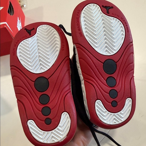 Nike Air Jordon Jumpman Pro Kids Black and Red Sneakers 5 - Picture 6 of 6